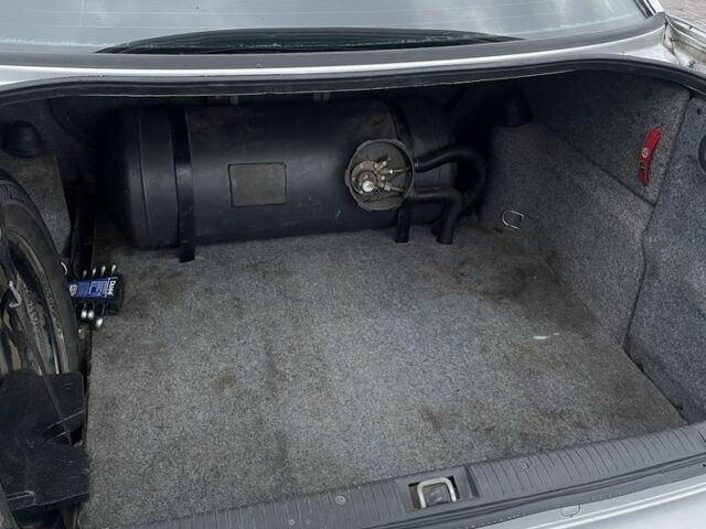 Серый Опель Омега, объемом двигателя 2.2 л и пробегом 100 тыс. км за 2900 $, фото 7 на Automoto.ua