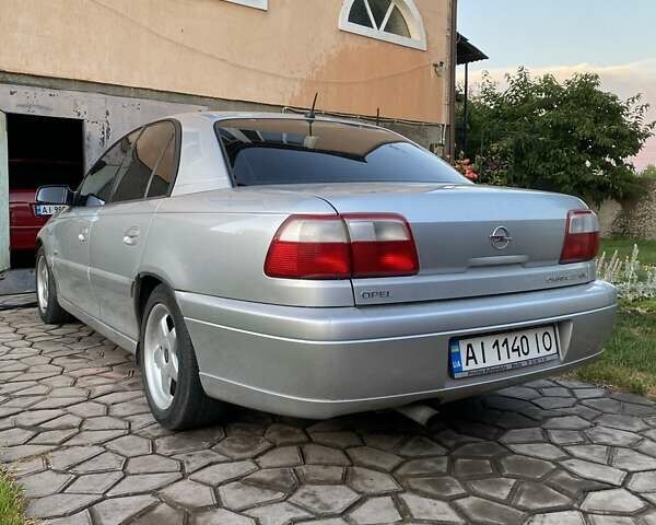 Сірий Опель Омега, об'ємом двигуна 2.2 л та пробігом 372 тис. км за 3200 $, фото 2 на Automoto.ua