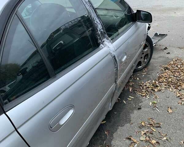 Серый Опель Омега, объемом двигателя 2.2 л и пробегом 245 тыс. км за 1700 $, фото 1 на Automoto.ua