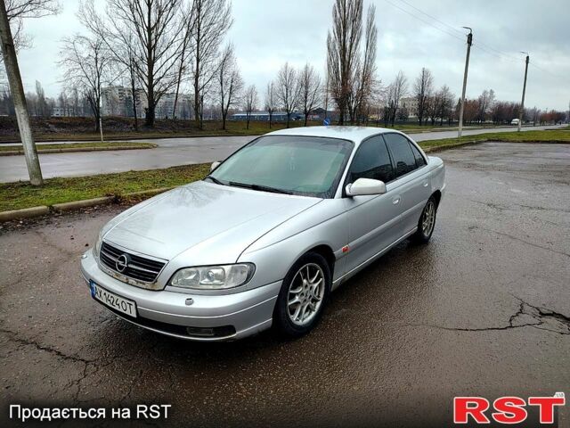 Серый Опель Омега, объемом двигателя 2.2 л и пробегом 290 тыс. км за 2600 $, фото 1 на Automoto.ua