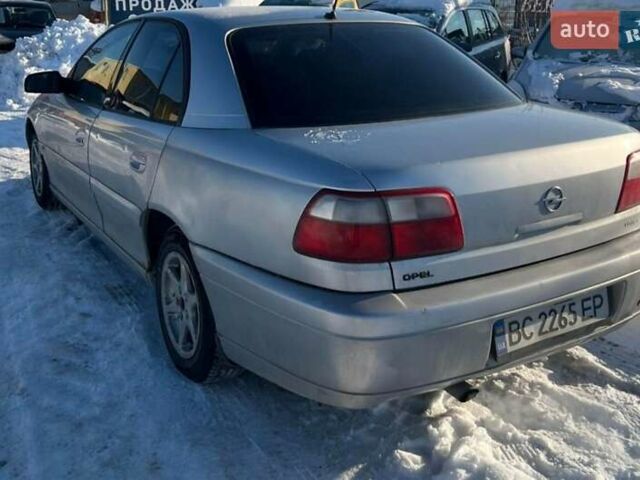 Сірий Опель Омега, об'ємом двигуна 2.2 л та пробігом 326 тис. км за 2000 $, фото 3 на Automoto.ua