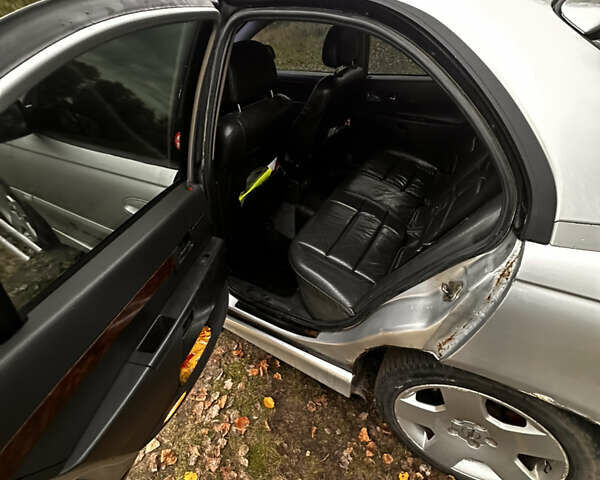 Серый Опель Омега, объемом двигателя 3 л и пробегом 225 тыс. км за 2153 $, фото 11 на Automoto.ua