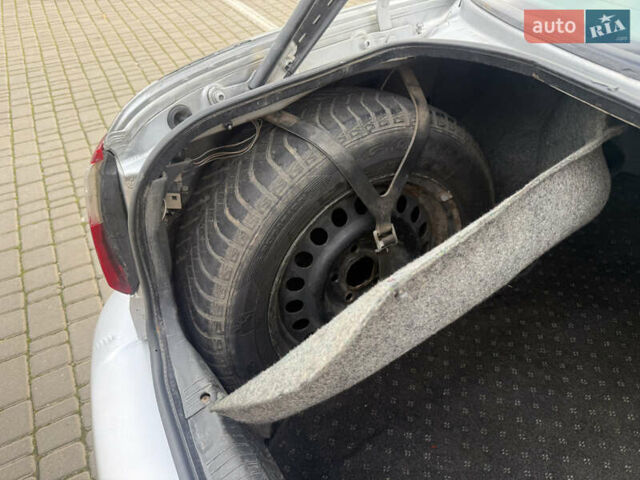 Серый Опель Омега, объемом двигателя 2.5 л и пробегом 192 тыс. км за 2800 $, фото 35 на Automoto.ua