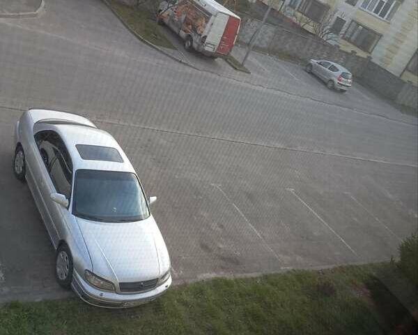 Серый Опель Омега, объемом двигателя 2.2 л и пробегом 370 тыс. км за 2950 $, фото 1 на Automoto.ua