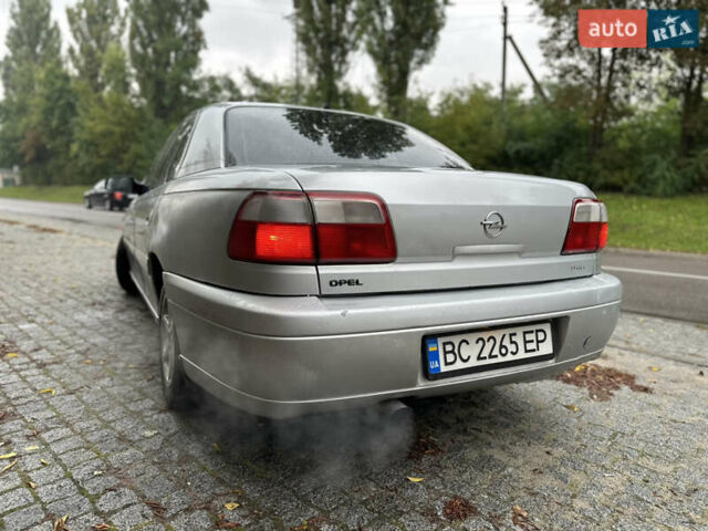 Опель Омега 2000 в Львове на Automoto.ua Серый Опель Омега, объемом двигателя 2.2 л и пробегом 280 тыс. км за 2900 $, фото 9 на Automoto.ua