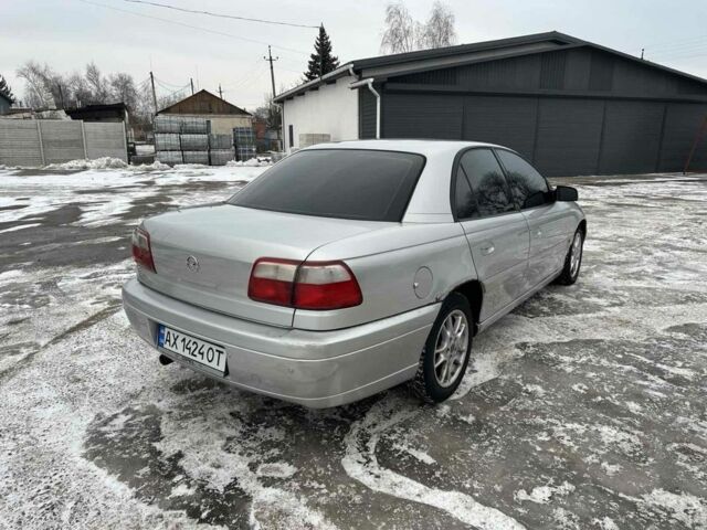 Сірий Опель Омега, об'ємом двигуна 2.2 л та пробігом 300 тис. км за 3100 $, фото 3 на Automoto.ua