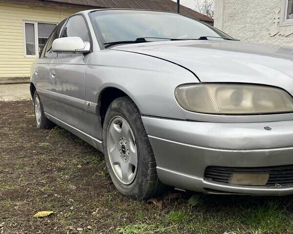 Серый Опель Омега, объемом двигателя 2.2 л и пробегом 111 тыс. км за 2600 $, фото 6 на Automoto.ua