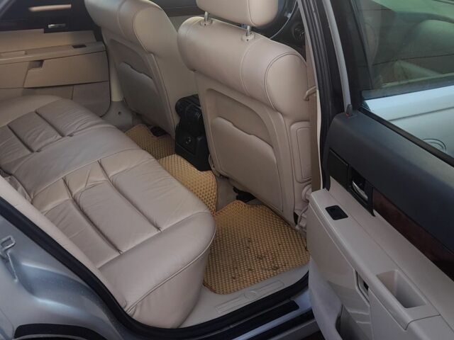 Серый Опель Омега, объемом двигателя 2.2 л и пробегом 250 тыс. км за 4700 $, фото 7 на Automoto.ua