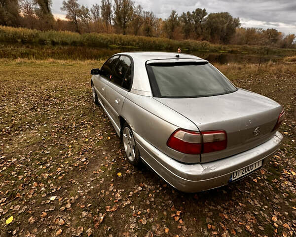 Серый Опель Омега, объемом двигателя 3 л и пробегом 225 тыс. км за 2153 $, фото 3 на Automoto.ua