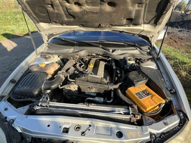 Серый Опель Омега, объемом двигателя 2.2 л и пробегом 283 тыс. км за 1617 $, фото 7 на Automoto.ua