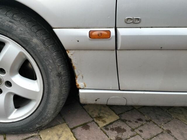 Серый Опель Омега, объемом двигателя 2.5 л и пробегом 320 тыс. км за 2400 $, фото 16 на Automoto.ua