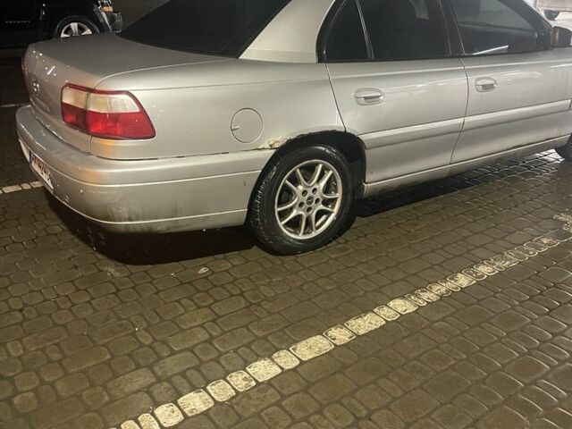 Сірий Опель Омега, об'ємом двигуна 2.2 л та пробігом 280 тис. км за 3000 $, фото 3 на Automoto.ua