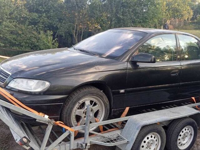 Сірий Опель Омега, об'ємом двигуна 2.5 л та пробігом 300 тис. км за 4400 $, фото 1 на Automoto.ua