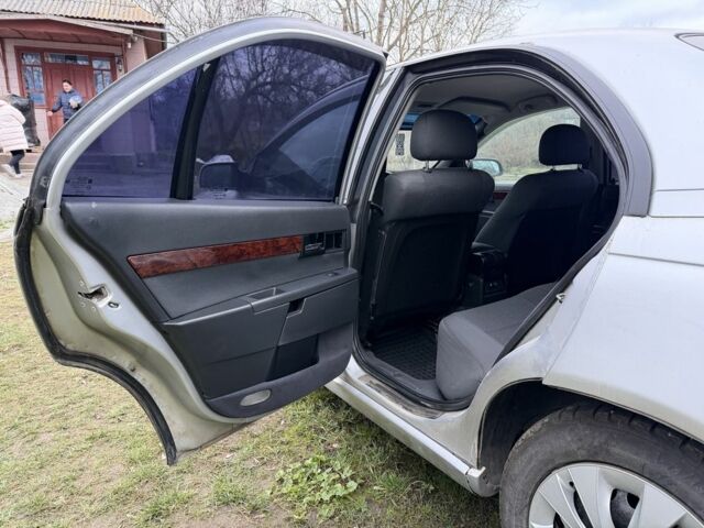 Сірий Опель Омега, об'ємом двигуна 2 л та пробігом 300 тис. км за 4699 $, фото 13 на Automoto.ua