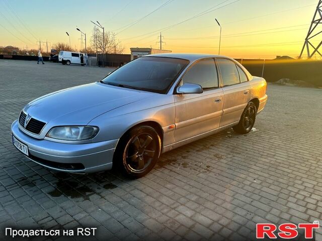 Сірий Опель Омега, об'ємом двигуна 2 л та пробігом 358 тис. км за 2600 $, фото 1 на Automoto.ua