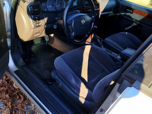 Серый Опель Омега, объемом двигателя 2.5 л и пробегом 0 тыс. км за 1808 $, фото 5 на Automoto.ua