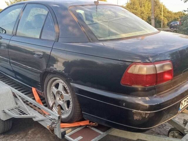 Сірий Опель Омега, об'ємом двигуна 2.5 л та пробігом 300 тис. км за 4400 $, фото 2 на Automoto.ua