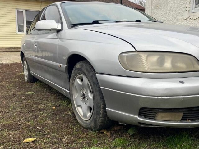 Серый Опель Омега, объемом двигателя 2.2 л и пробегом 111 тыс. км за 2600 $, фото 3 на Automoto.ua