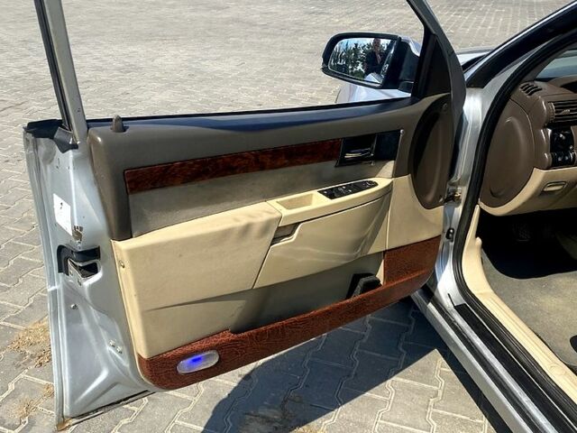 Сірий Опель Омега, об'ємом двигуна 2.5 л та пробігом 335 тис. км за 2650 $, фото 7 на Automoto.ua