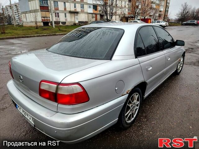 Серый Опель Омега, объемом двигателя 2.2 л и пробегом 290 тыс. км за 2600 $, фото 5 на Automoto.ua