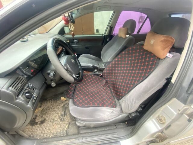 Серый Опель Омега, объемом двигателя 2.2 л и пробегом 350 тыс. км за 2700 $, фото 6 на Automoto.ua