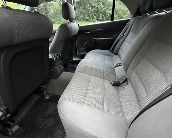 Опель Омега 2000 в Львове на Automoto.ua Серый Опель Омега, объемом двигателя 2.2 л и пробегом 280 тыс. км за 2900 $, фото 12 на Automoto.ua