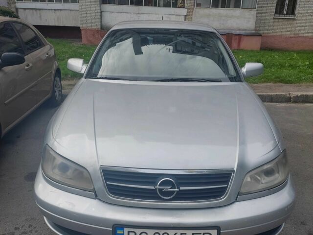 Сірий Опель Омега, об'ємом двигуна 2.2 л та пробігом 350 тис. км за 2400 $, фото 1 на Automoto.ua