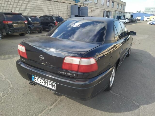 Серый Опель Омега, объемом двигателя 0 л и пробегом 250 тыс. км за 2999 $, фото 4 на Automoto.ua