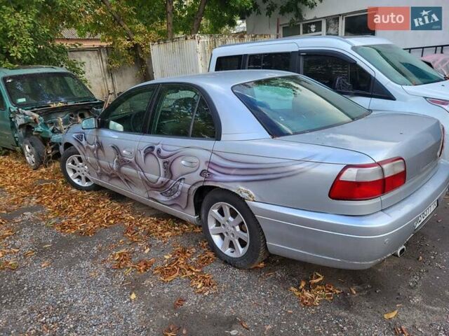 Серый Опель Омега, объемом двигателя 2.2 л и пробегом 300 тыс. км за 1900 $, фото 5 на Automoto.ua