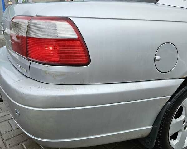 Серый Опель Омега, объемом двигателя 2.17 л и пробегом 360 тыс. км за 3299 $, фото 7 на Automoto.ua