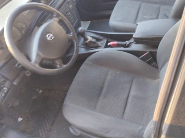 Сірий Опель Омега, об'ємом двигуна 2 л та пробігом 300 тис. км за 800 $, фото 4 на Automoto.ua