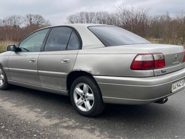 Серый Опель Омега, объемом двигателя 2.2 л и пробегом 300 тыс. км за 2500 $, фото 3 на Automoto.ua