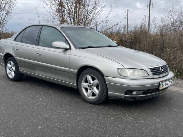 Серый Опель Омега, объемом двигателя 2.2 л и пробегом 300 тыс. км за 2500 $, фото 5 на Automoto.ua