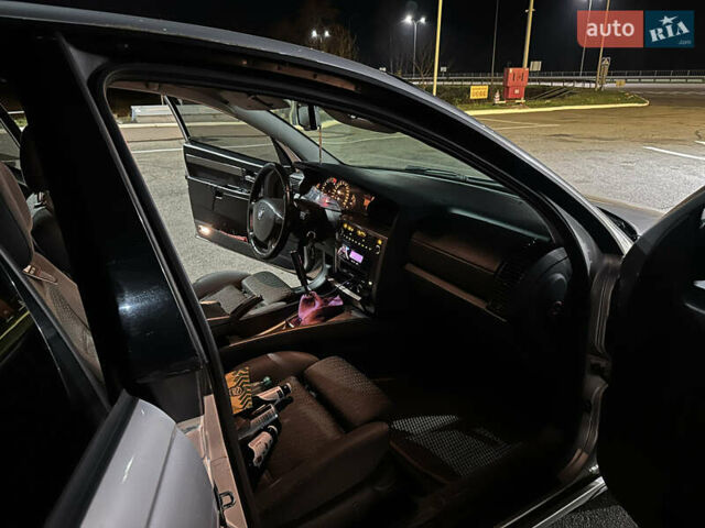 Серый Опель Омега, объемом двигателя 2.17 л и пробегом 237 тыс. км за 2200 $, фото 13 на Automoto.ua