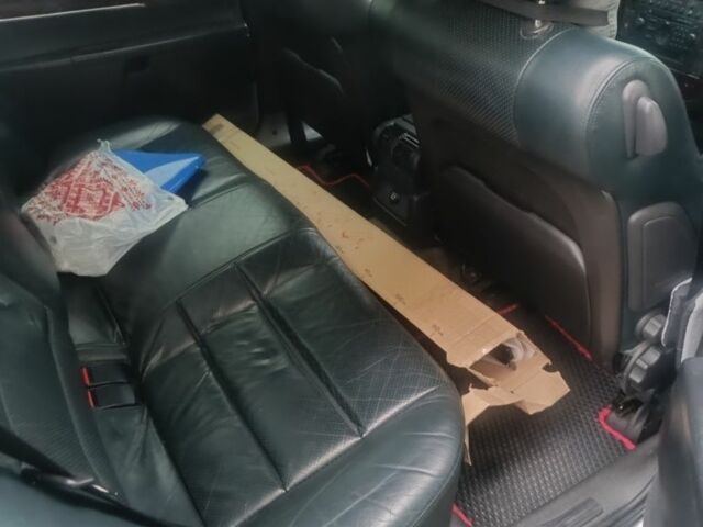 Серый Опель Омега, объемом двигателя 0 л и пробегом 440 тыс. км за 4800 $, фото 9 на Automoto.ua