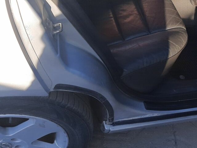 Серый Опель Омега, объемом двигателя 2.2 л и пробегом 260 тыс. км за 4200 $, фото 6 на Automoto.ua