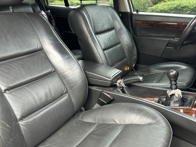 Серый Опель Омега, объемом двигателя 2.6 л и пробегом 340 тыс. км за 3750 $, фото 10 на Automoto.ua