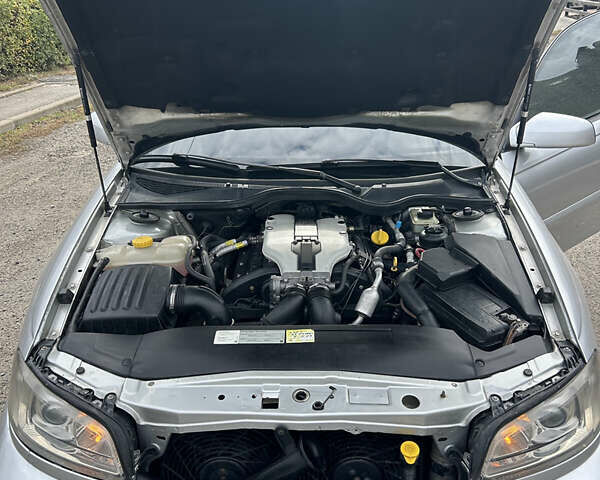 Серый Опель Омега, объемом двигателя 2.6 л и пробегом 340 тыс. км за 3750 $, фото 33 на Automoto.ua