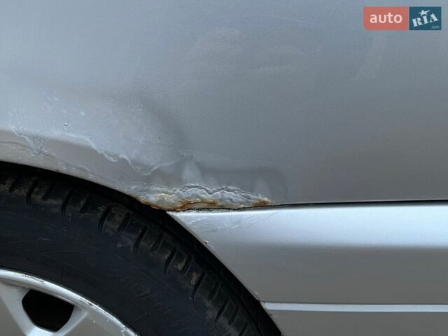 Сірий Опель Омега, об'ємом двигуна 2.5 л та пробігом 367 тис. км за 4800 $, фото 20 на Automoto.ua