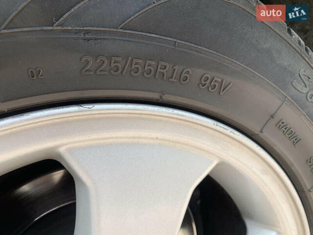 Серый Опель Омега, объемом двигателя 2.6 л и пробегом 300 тыс. км за 5000 $, фото 2 на Automoto.ua