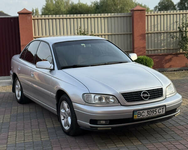Сірий Опель Омега, об'ємом двигуна 2.2 л та пробігом 279 тис. км за 3300 $, фото 5 на Automoto.ua