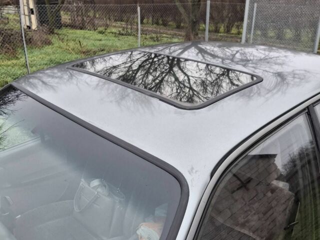 Сірий Опель Омега, об'ємом двигуна 2 л та пробігом 326 тис. км за 1200 $, фото 1 на Automoto.ua