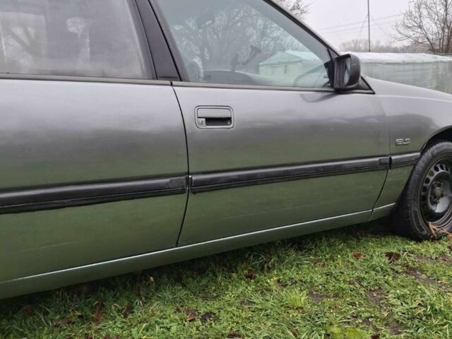 Сірий Опель Омега, об'ємом двигуна 2 л та пробігом 326 тис. км за 1200 $, фото 17 на Automoto.ua