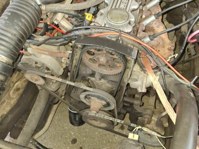 Сірий Опель Омега, об'ємом двигуна 2 л та пробігом 326 тис. км за 1200 $, фото 16 на Automoto.ua