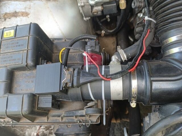 Сірий Опель Омега, об'ємом двигуна 2 л та пробігом 160 тис. км за 1300 $, фото 17 на Automoto.ua