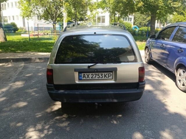 Сірий Опель Омега, об'ємом двигуна 2 л та пробігом 160 тис. км за 1300 $, фото 3 на Automoto.ua