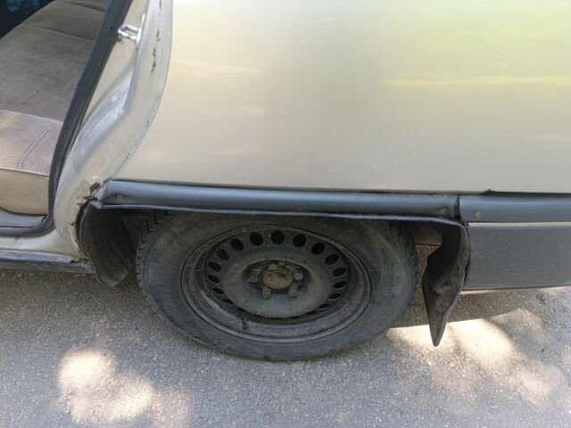 Сірий Опель Омега, об'ємом двигуна 2 л та пробігом 160 тис. км за 1300 $, фото 10 на Automoto.ua