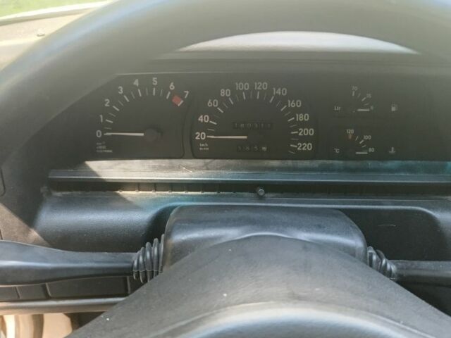 Серый Опель Омега, объемом двигателя 2 л и пробегом 300 тыс. км за 1200 $, фото 11 на Automoto.ua