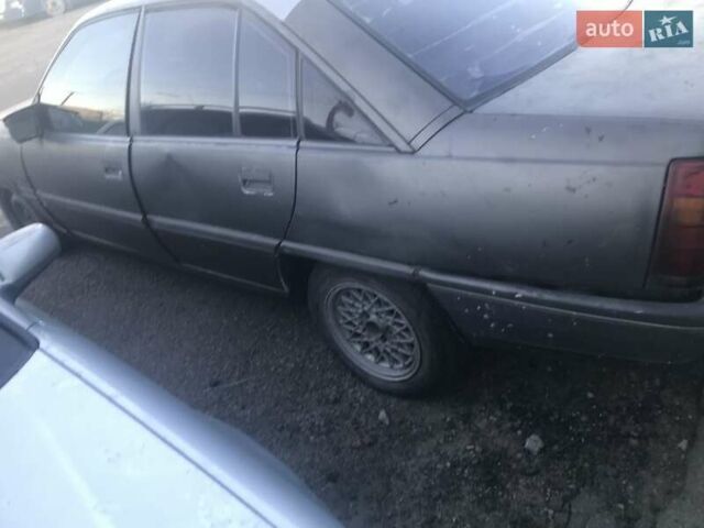 Сірий Опель Омега, об'ємом двигуна 2 л та пробігом 300 тис. км за 750 $, фото 3 на Automoto.ua
