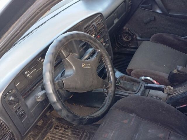 Серый Опель Омега, объемом двигателя 2 л и пробегом 333 тыс. км за 39999 $, фото 3 на Automoto.ua